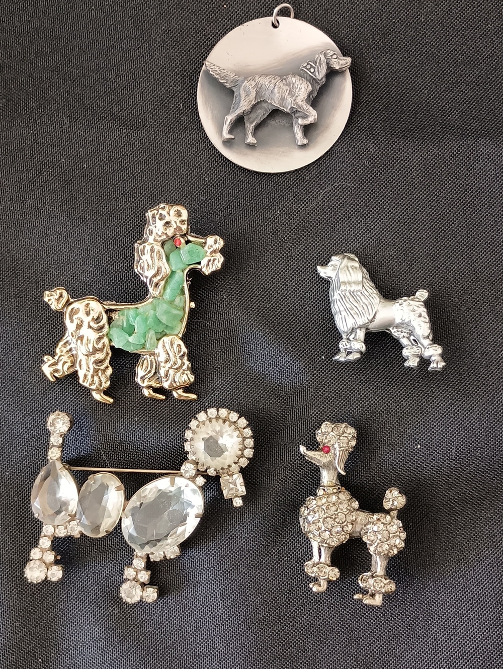VTG Dog Pins/Medallion Lot Of 5